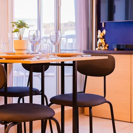 Cap D'agde A 50m Du Port Avec Piscine * Agde