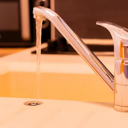 Cap D'agde A 50m Du Port Avec Piscine