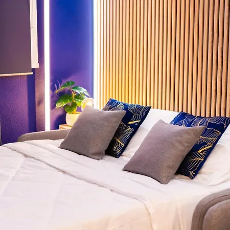 Cap D'agde A 50m Du Port Avec Piscine *