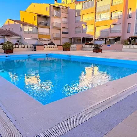 Apartment Cap D'agde A 50m Du Port Avec Piscine Agde